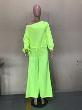 Load image into Gallery viewer, Round Neckline 2 PCs Set