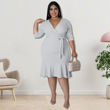Load image into Gallery viewer, Plus Size V Neck Dress