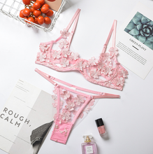 Load image into Gallery viewer, Sexy Lace Flower Bikini Set